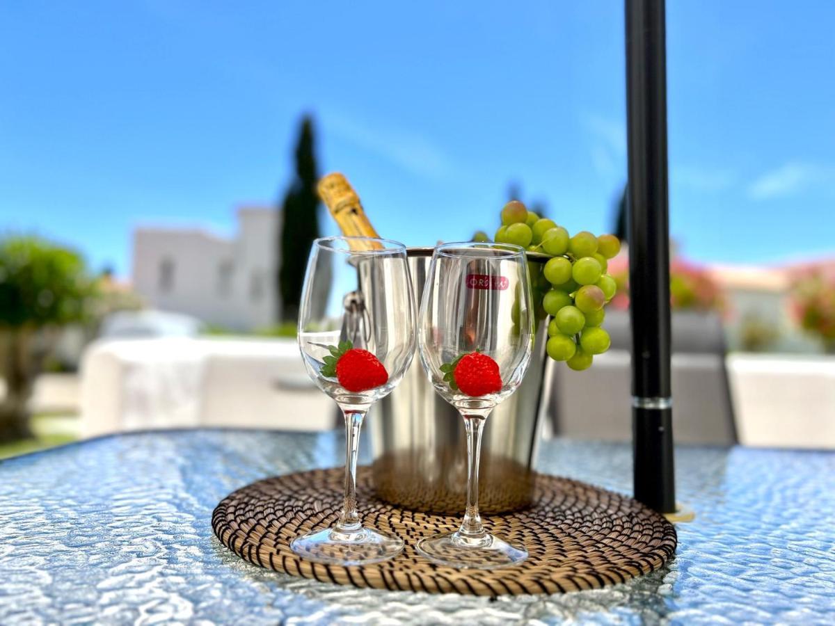 Armacao De Pera Twins 3 With Pool By Homing Daire Dış mekan fotoğraf