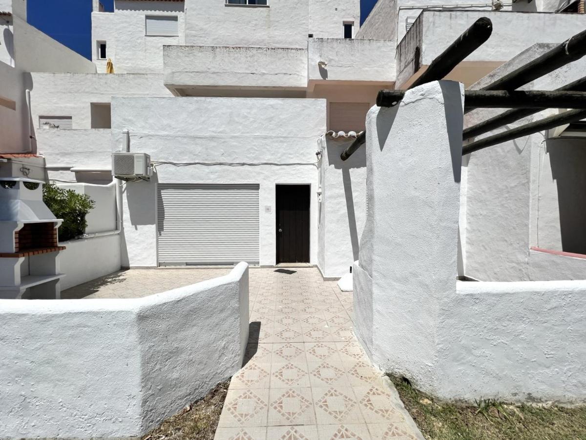 Armacao De Pera Twins 3 With Pool By Homing Daire Dış mekan fotoğraf